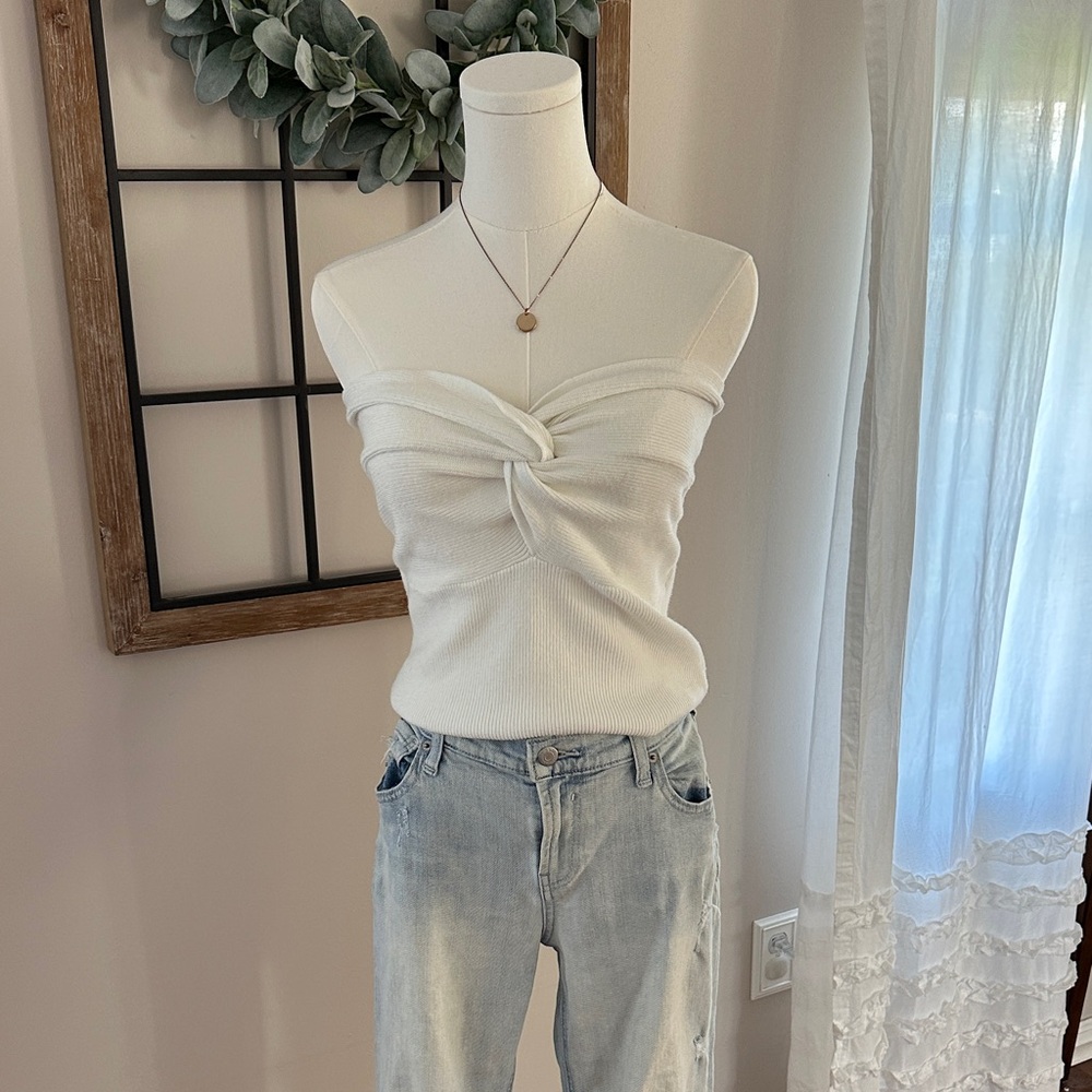 Chic White Strapless Women's Tank Top